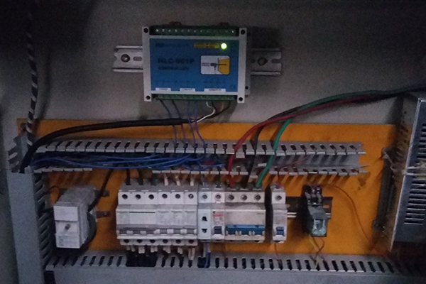 為舊型號(hào)設(shè)備加裝振動(dòng)感應(yīng)裝置